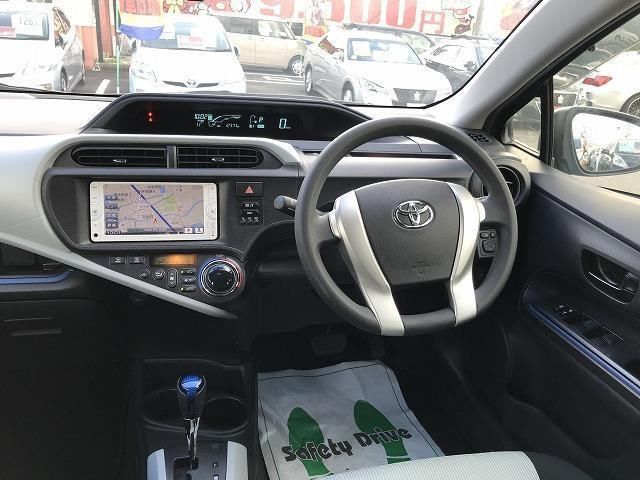 車内