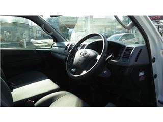 車内